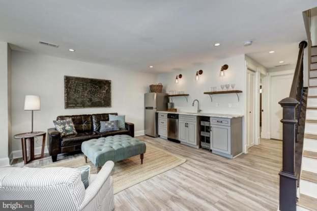Private Basement In Capitol Hill Guest house