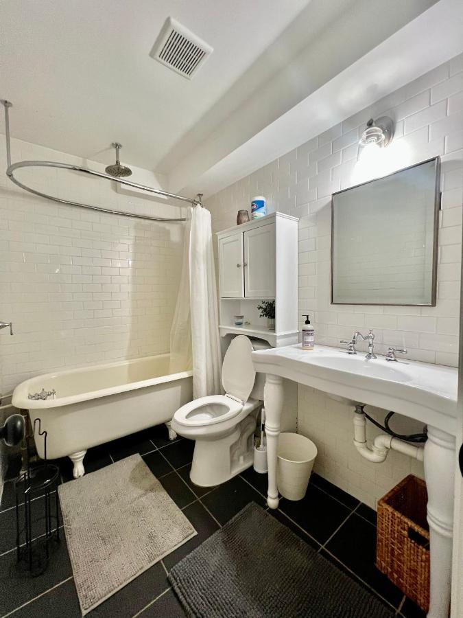 Guest house Private Basement In Capitol Hill Washington